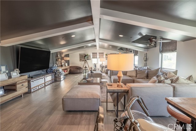 Detail Gallery Image 18 of 71 For 18806 Winnwood, Santa Ana,  CA 92705 - 4 Beds | 4 Baths