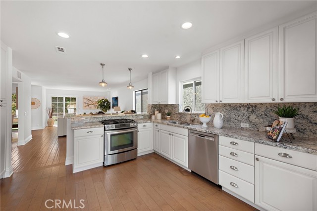 Detail Gallery Image 10 of 32 For 28161 Rubicon Ct, Laguna Niguel,  CA 92677 - 4 Beds | 2/1 Baths