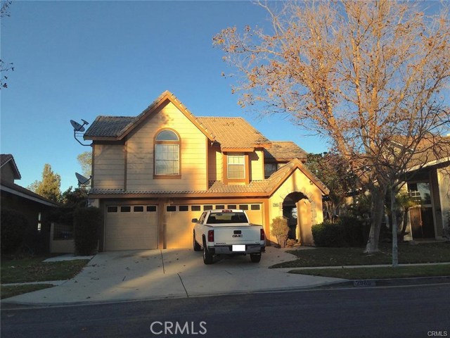 2985 Amber Dr, Corona, CA 92882