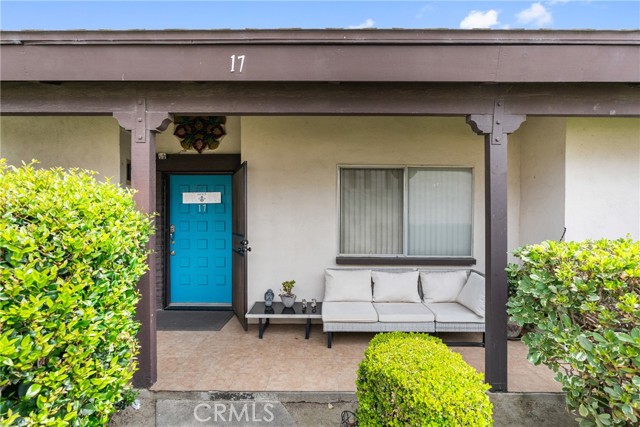 Detail Gallery Image 4 of 44 For 2011 W Katella, Anaheim,  CA 92804 - 4 Beds | 2 Baths