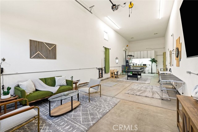 Image 6 of 52 For 49790 Newman Circle