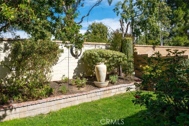 Detail Gallery Image 14 of 41 For 23361 Pike, Valencia,  CA 91355 - 4 Beds | 3 Baths