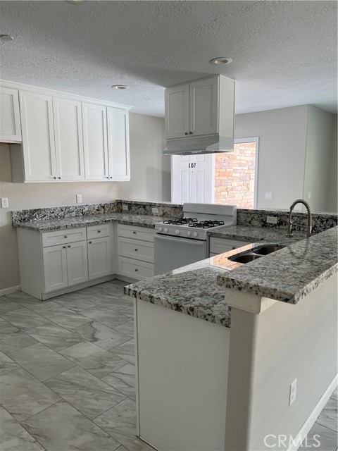 Detail Gallery Image 4 of 9 For 16550 Olive St #109,  Hesperia,  CA 92345 - 2 Beds | 1/1 Baths