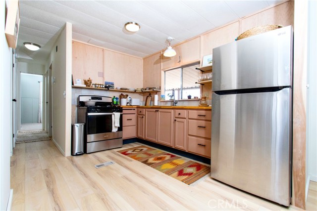 Detail Gallery Image 11 of 26 For 7425 Church Street #97,  Yucca Valley,  CA 92284 - 2 Beds | 2 Baths