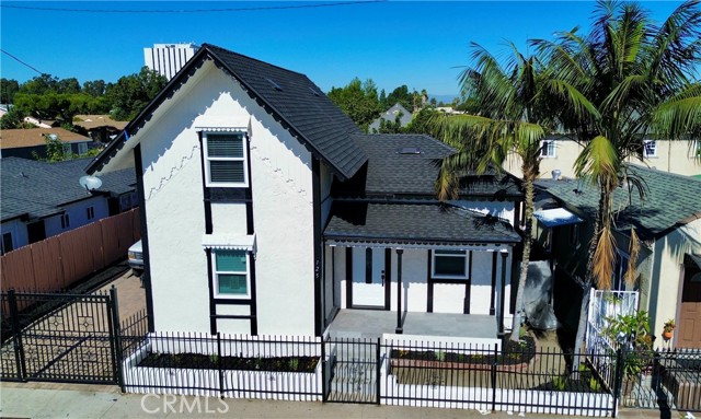 Front Image Thumbnail for CRDW25249504