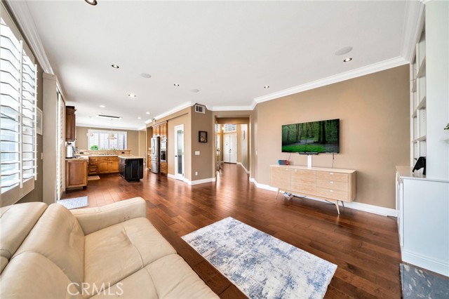 16139 Crooked Creek Court, Chino Hills CA: https://media.crmls.org/medias/b01ab564-e5aa-47ab-8873-6265850b451c.jpg