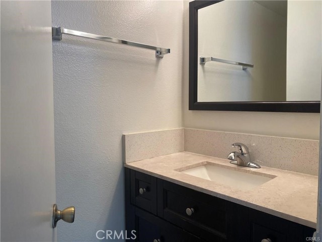 Detail Gallery Image 11 of 25 For 1022 Irving Ave #5,  Glendale,  CA 91201 - 2 Beds | 2/1 Baths