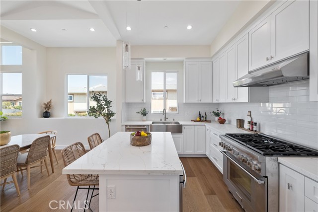 Gourmet Kitchen - Fresh and Full of Sunshine