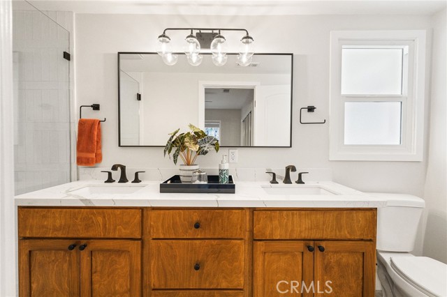 Detail Gallery Image 30 of 51 For 7048 Mclennan Ave, Lake Balboa,  CA 91406 - 4 Beds | 2 Baths