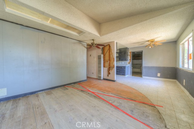 Detail Gallery Image 7 of 28 For 33051 Adelfa St, Lake Elsinore,  CA 92530 - 3 Beds | 1 Baths