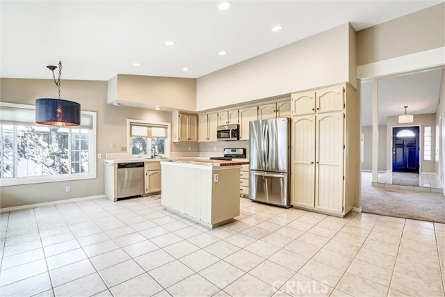 Detail Gallery Image 9 of 49 For 24 Field, Irvine,  CA 92620 - 3 Beds | 2 Baths