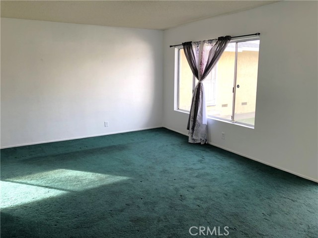 Detail Gallery Image 6 of 42 For 8808 Olive, Bellflower,  CA 90706 - 3 Beds | 2 Baths