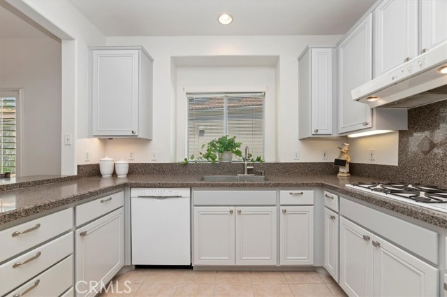 Detail Gallery Image 11 of 68 For 24202 Corte Cordoba, Murrieta,  CA 92562 - 3 Beds | 2 Baths