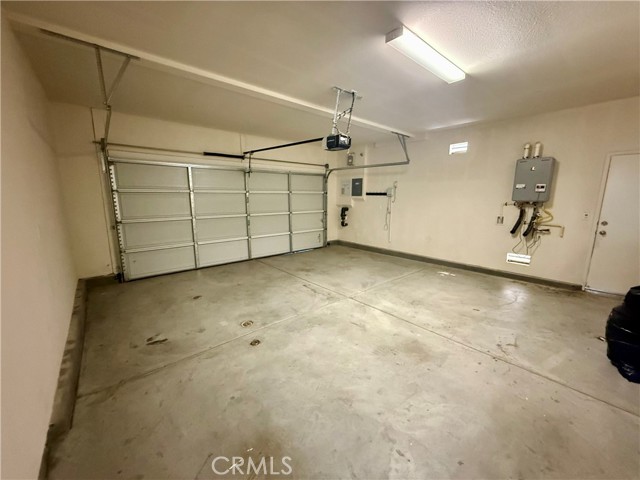 Detail Gallery Image 27 of 53 For 13886 Camino Cinco, Victorville,  CA 92392 - 5 Beds | 4 Baths