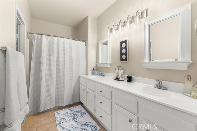 Detail Gallery Image 9 of 17 For 638 Sumner, Oceanside,  CA 92058 - 4 Beds | 2/1 Baths