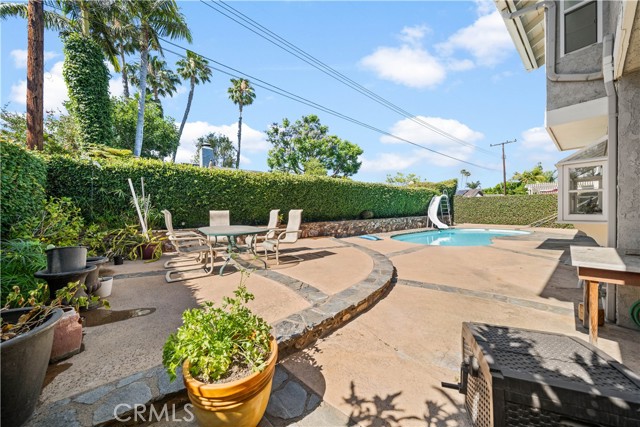 213 E Borromeo Avenue, Placentia CA: https://media.crmls.org/medias/b0200cda-c358-4322-9625-3402f3dec1ef.jpg
