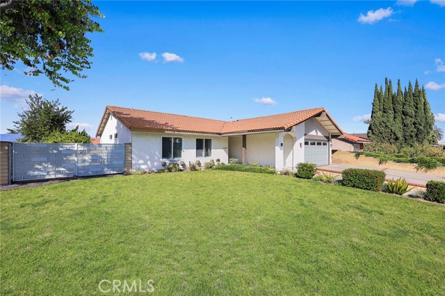 Detail Gallery Image 2 of 21 For 16947 Pepper Brook, Hacienda Heights,  CA 91745 - 3 Beds | 2 Baths