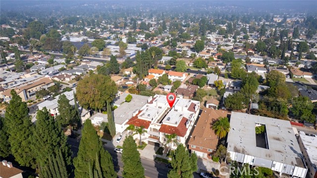 Detail Gallery Image 12 of 21 For 17115 Chatsworth St, Granada Hills,  CA 91344 - – Beds | – Baths