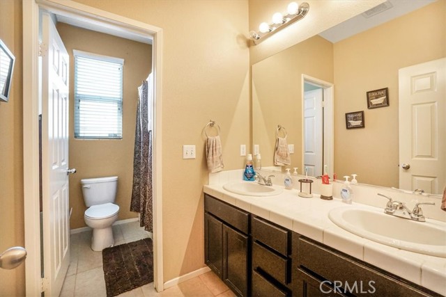 Detail Gallery Image 20 of 30 For 35566 Desert Rose Way, Lake Elsinore,  CA 92532 - 4 Beds | 2/1 Baths