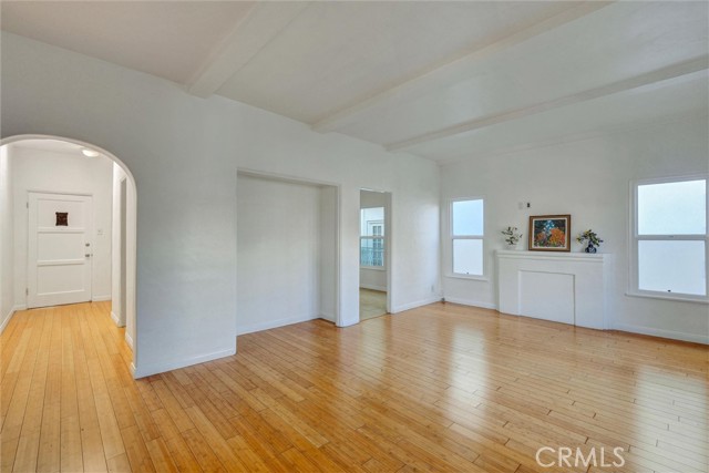 Detail Gallery Image 7 of 28 For 124 S Elm Dr #5,  Beverly Hills,  CA 90212 - 1 Beds | 1 Baths