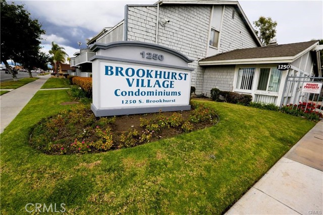 1250 S Brookhurst Street, Anaheim CA: https://media.crmls.org/medias/b023c665-089a-4c18-9230-ffba8c7fe28f.jpg