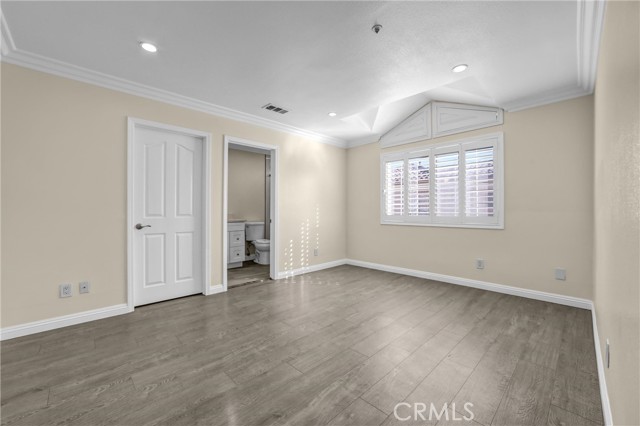 5540 Sutana Avenue photo 27