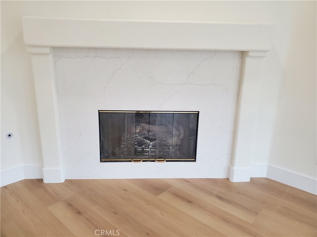 MLS #OC25261942 image #23