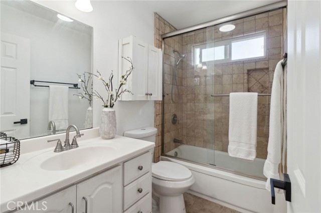 2383 N Comstock Street, Orange CA: https://media.crmls.org/medias/b0253c81-1014-4136-9f7d-b7ab4709a453.jpg