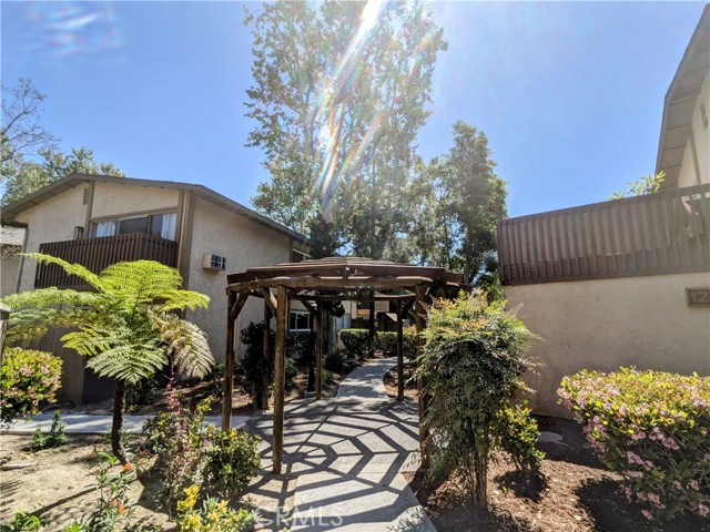 Detail Gallery Image 28 of 30 For 3050 S Bristol St #27,  Santa Ana,  CA 92704 - 1 Beds | 1 Baths
