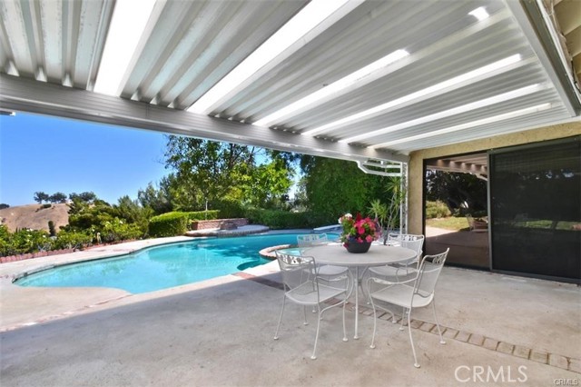 Detail Gallery Image 33 of 34 For 4061 Falling Leaf, Encino,  CA 91316 - 5 Beds | 4/1 Baths