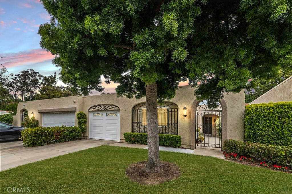 5540 W Avenida Sosiega W B, Laguna Woods, CA 92637