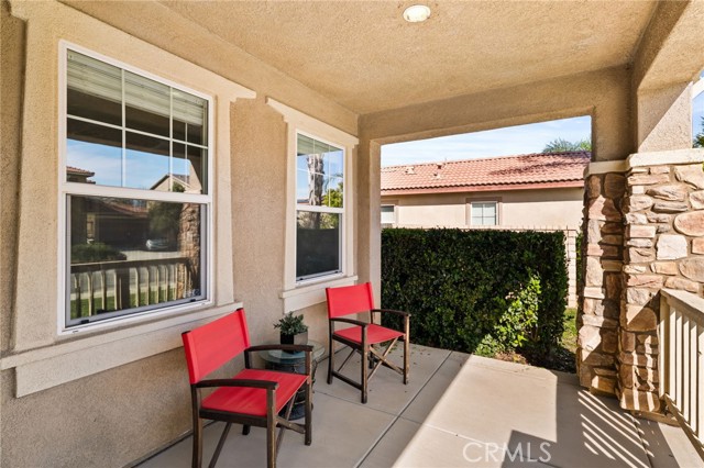 Detail Gallery Image 3 of 42 For 35069 Painted Rock, Winchester,  CA 92596 - 4 Beds | 3 Baths