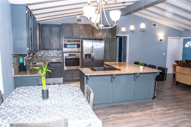 Detail Gallery Image 9 of 30 For 13341 Rancherias, Apple Valley,  CA 92308 - 3 Beds | 2 Baths