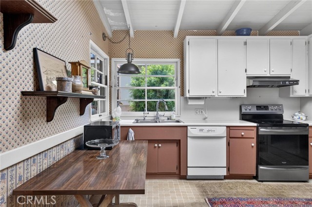 652 35th, Manhattan Beach, California 90266, 4 Bedrooms Bedrooms, 0 ,2 BathroomsBathrooms,Residential,For Sale,35th,0,SB26119419 652 35th, Manhattan Beach, California 90266, 4 Bedrooms Bedrooms, 0 ,2 BathroomsBathrooms,Residential,For Sale,35th,0,SB26119419