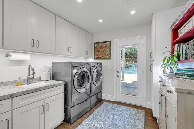 1656 Dunkirk Lane, Riverside CA: https://media.crmls.org/medias/b0275b28-4a63-49da-a63c-82e6e197ef3b.jpg