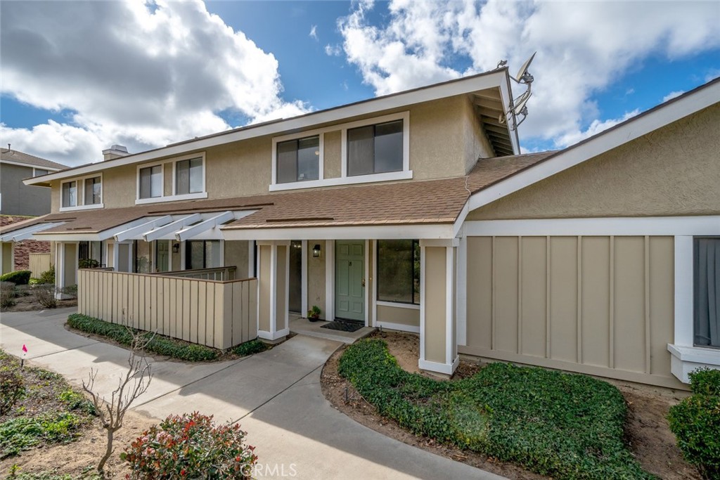 1152 Sumner Place B, Santa Maria, CA 93455