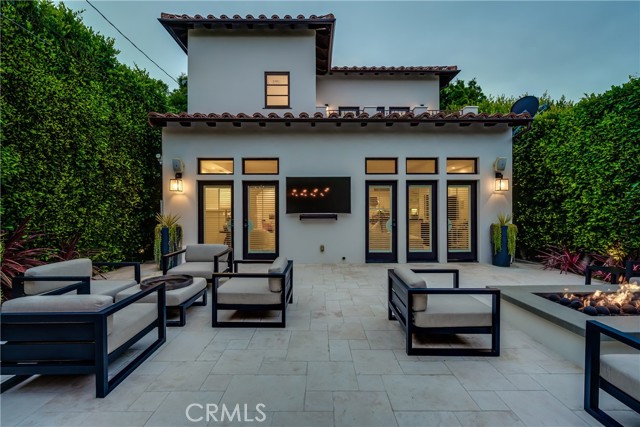 943 Galloway Street, Pacific Palisades, California 90272, 4 Bedrooms Bedrooms, ,3 BathroomsBathrooms,Single Family Residence,For Sale,Galloway,NP24091877
