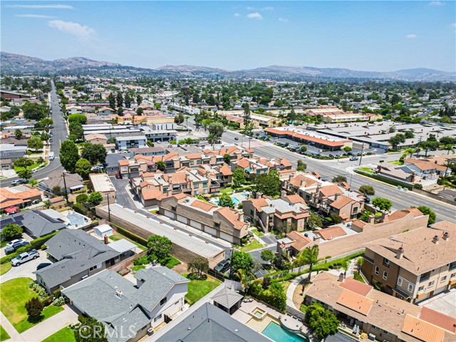 3069 Brea Boulevard, Fullerton CA: https://media.crmls.org/medias/b0287378-8a38-46d3-8155-55e1e1f8dd0b.jpg