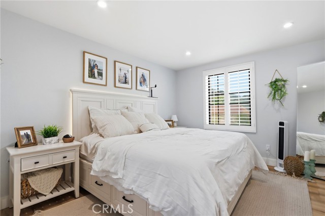 Detail Gallery Image 26 of 49 For 29161 Corales, Canyon Country,  CA 91387 - 3 Beds | 3 Baths