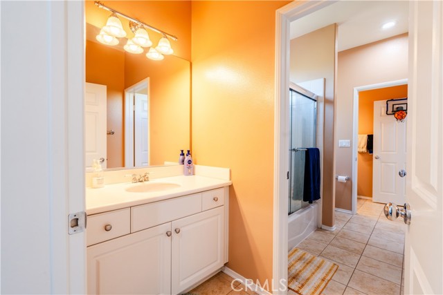 Detail Gallery Image 21 of 35 For 20860 Sardinia Way, Porter Ranch,  CA 91326 - 4 Beds | 3 Baths