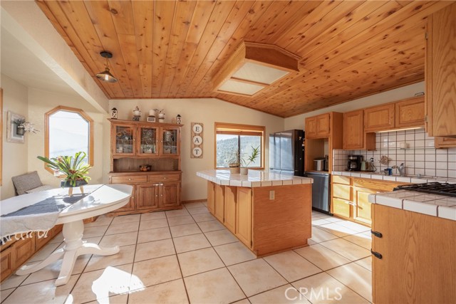 Detail Gallery Image 23 of 41 For 1841 Golden Rod Ave, Big Bear City,  CA 92314 - 4 Beds | 2/1 Baths