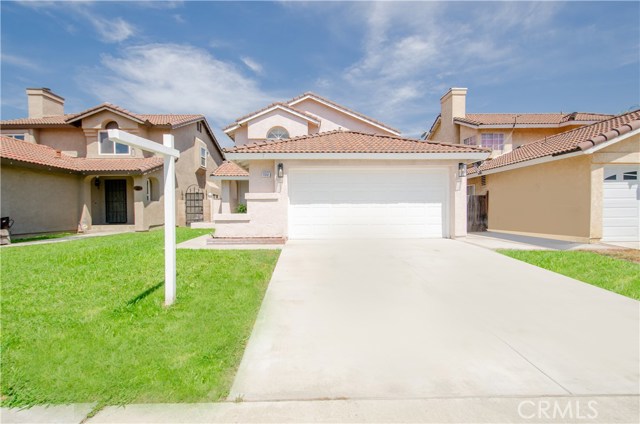 11351 Teak Ln, Fontana, CA 92337