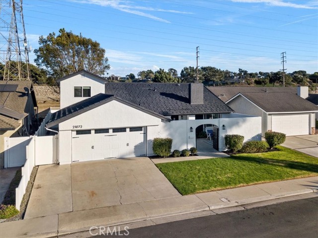 Detail Gallery Image 61 of 64 For 21072 Galbar Cir, Huntington Beach,  CA 92646 - 6 Beds | 3 Baths