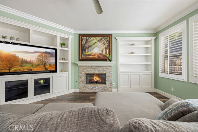 Detail Gallery Image 13 of 57 For 35319 Trailside Dr, Lake Elsinore,  CA 92532 - 4 Beds | 3 Baths