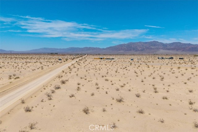 Detail Gallery Image 6 of 37 For 4461 Meriwether Rd, Twentynine Palms,  CA 92277 - – Beds | – Baths