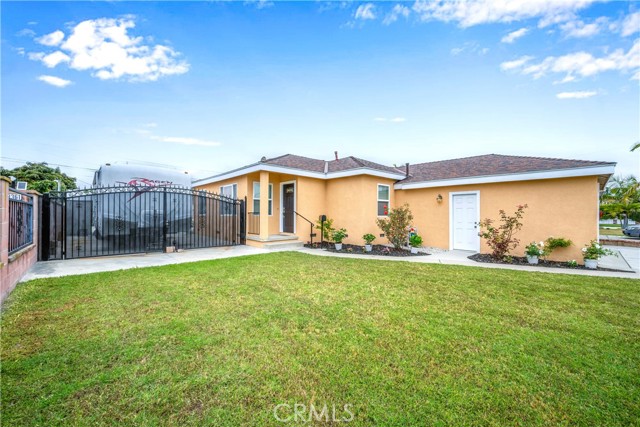 Detail Gallery Image 2 of 41 For 13351 Wilson St, Garden Grove,  CA 92844 - 3 Beds | 2 Baths