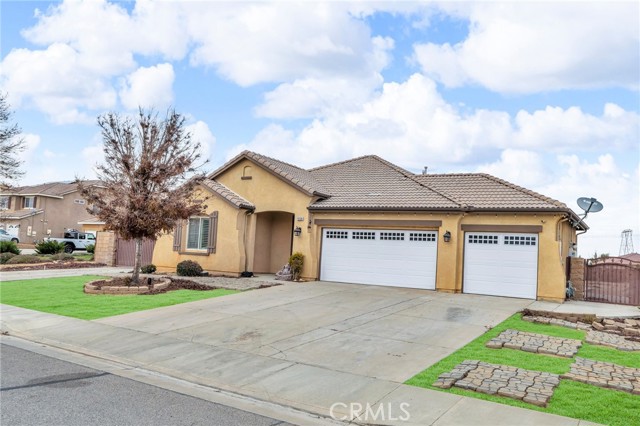 Detail Gallery Image 1 of 38 For 19168 Mono Dr, Hesperia,  CA 92345 - 3 Beds | 2/1 Baths