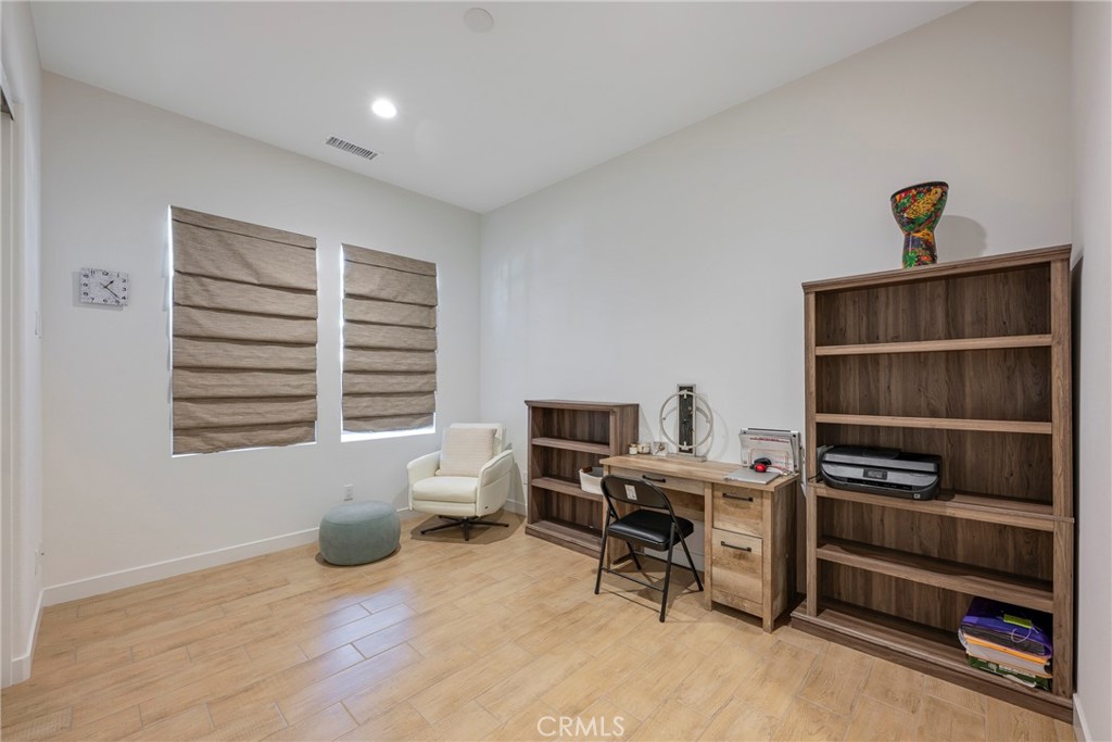 MLS #CV25188068 image #52