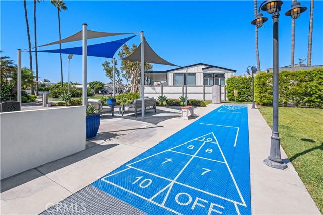 103 Yorktown, Newport Beach CA: https://media.crmls.org/medias/b02fb7ef-3c27-4329-9665-6099d66ba83b.jpg