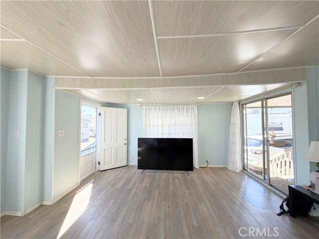 Detail Gallery Image 3 of 15 For 23701 Western Ave #152,  Torrance,  CA 90501 - 1 Beds | 1 Baths